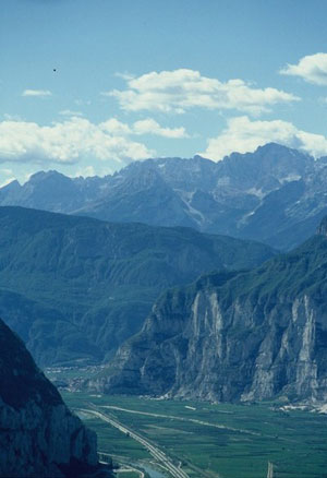 foradori-elisabetta-montagne La Valle dell'Adige, il Campo Rotaliano e le Dolomiti di Brenta